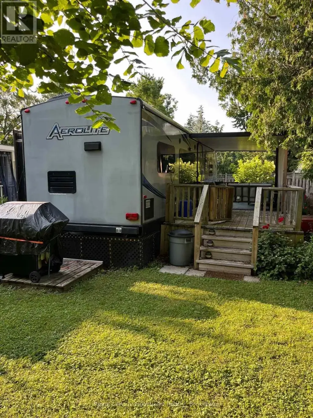 6 Lighthouse Cove Road, Bluewater (Bayfield)